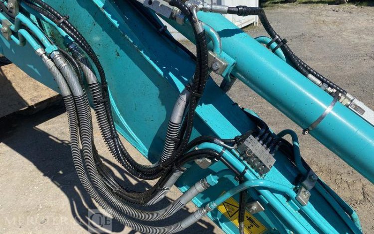 KOBELCO PELLE SUR CHENILLES  SK75SR-7 – 8,8 TONNES – DIESEL – 1061 HEURES – ANNEE 2024  51728