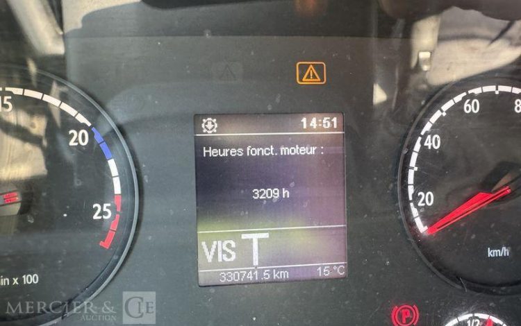 SCANIA CAMION EQUIPE D&rsquo;UNE NACELLE WUMAG WT 700 – 331000 KM -AN 2009- 331000 KM  AC-344-MB