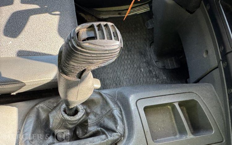 SCANIA CAMION EQUIPE D&rsquo;UNE NACELLE WUMAG WT 700 – 331000 KM -AN 2009- 331000 KM  AC-344-MB