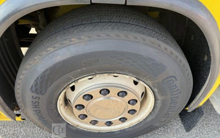 SCANIA CAMION EQUIPE D&rsquo;UNE NACELLE WUMAG WT 700 – 331000 KM -AN 2009- 331000 KM  AC-344-MB