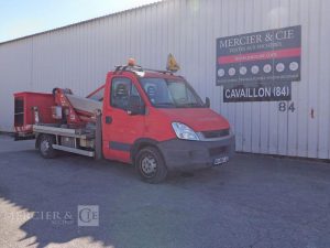 IVECO 35S11 AVEC NACELLE MULTITEL MX200 20M  AV-886-JG