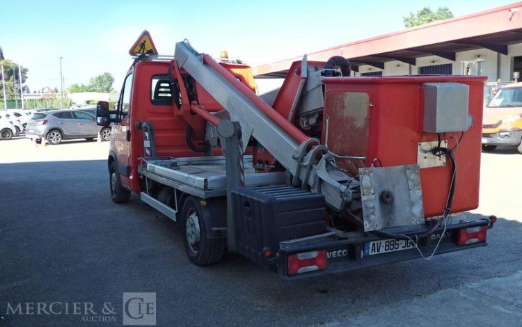 IVECO 35S11 AVEC NACELLE MULTITEL MX200 20M  AV-886-JG
