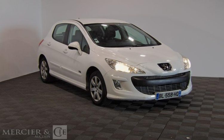 PEUGEOT 308 GENERATION-I 1.6 HDI 90CH NAVTEQ BLANC BL-558-HQ