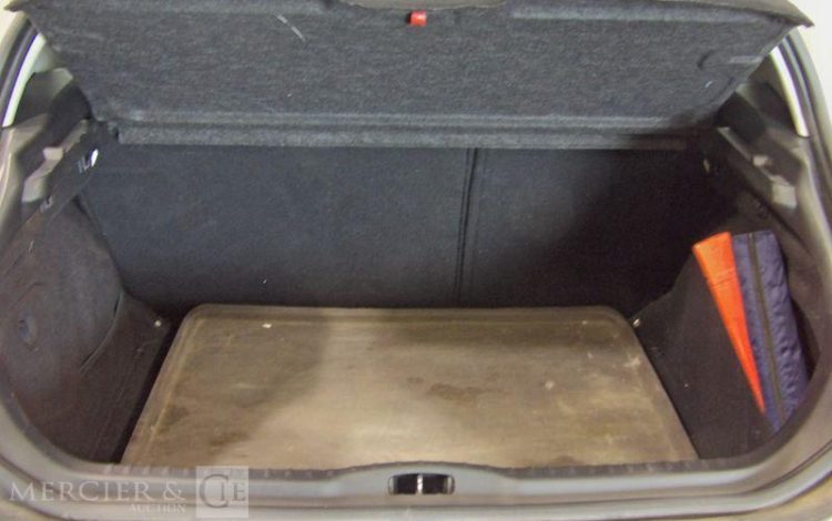 PEUGEOT 308 GENERATION-I 1.6 HDI 90CH NAVTEQ BLANC BL-558-HQ