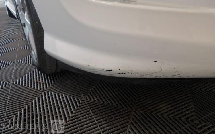 PEUGEOT 308 GENERATION-I 1.6 HDI 90CH NAVTEQ BLANC BL-558-HQ