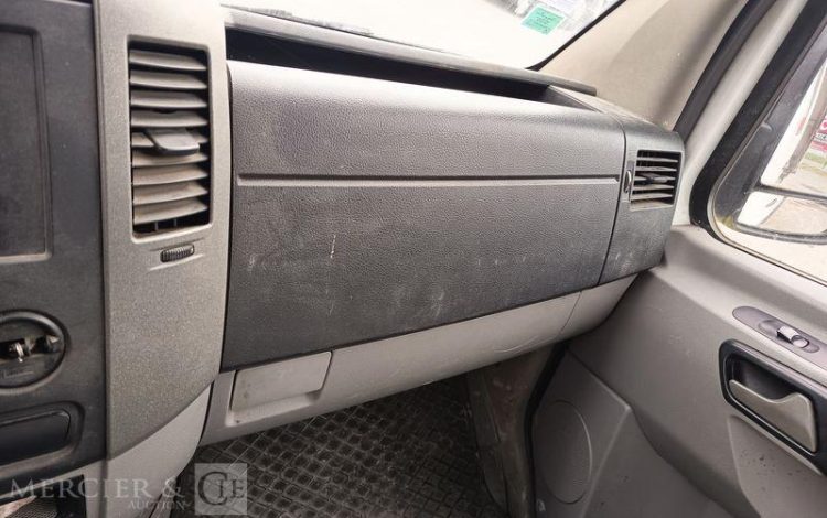 MERCEDES SPRINTER BENNE  BT-271-XE