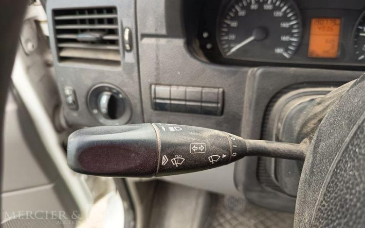 MERCEDES SPRINTER BENNE  BT-271-XE