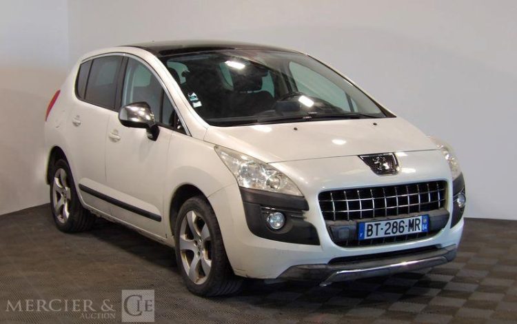 PEUGEOT 3008 GENERATION-I 1.6 HDI 110CH ALLURE BLANC BT-286-MR