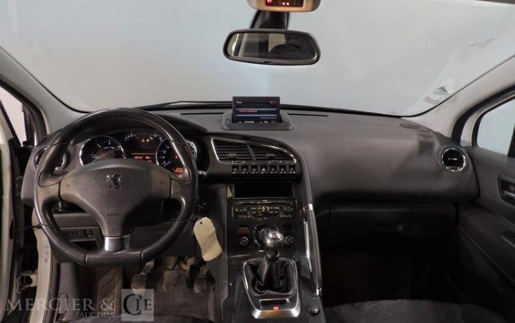 PEUGEOT 3008 GENERATION-I 1.6 HDI 110CH ALLURE BLANC BT-286-MR