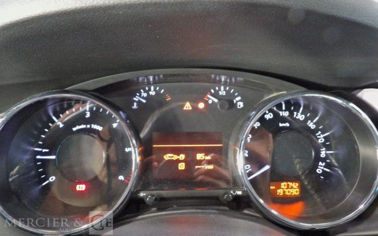 PEUGEOT 3008 GENERATION-I 1.6 HDI 110CH ALLURE BLANC BT-286-MR