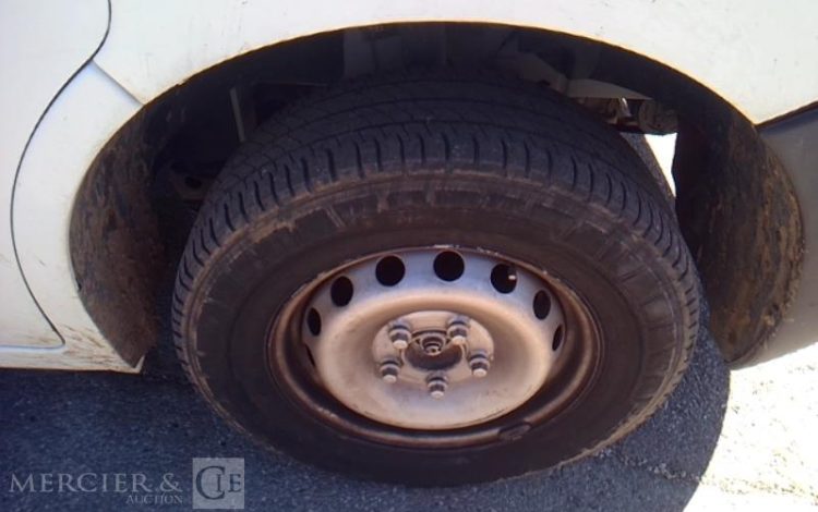 RENAULT MASTER DCI 125 L1H2  CF-004-LS