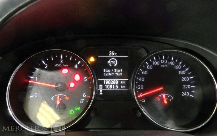 NISSAN QASHQAI 1.6 DCI 130 CONNECT EDITION 2WD GRIS CV-952-AG