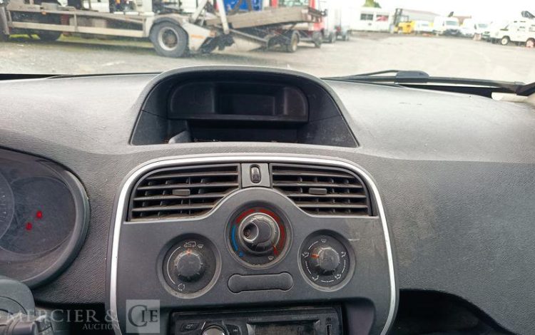 RENAULT KANGOO BLANC CW-435-RP