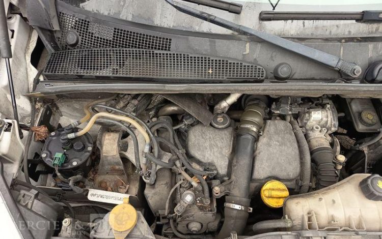 RENAULT KANGOO BLANC CW-435-RP