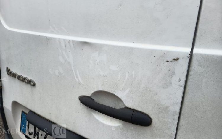 RENAULT KANGOO BLANC CW-435-RP
