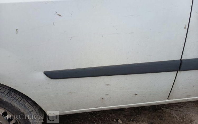 RENAULT KANGOO BLANC CW-435-RP