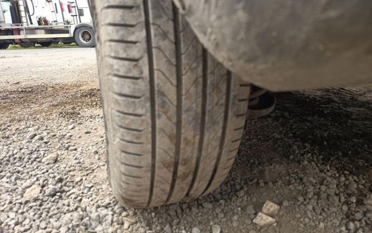 RENAULT KANGOO BLANC CW-435-RP