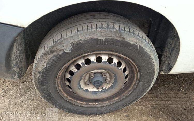 RENAULT KANGOO BLANC CW-435-RP