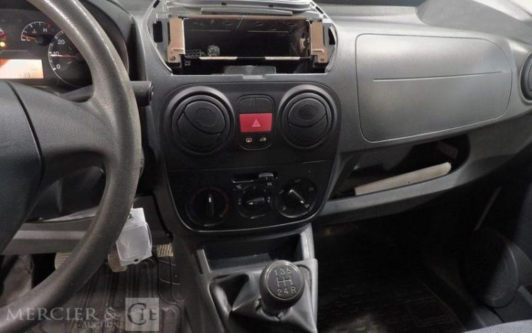 PEUGEOT BIPPER 1.4 HDI 70 PACK CD CLIM BLANC CX-267-JP