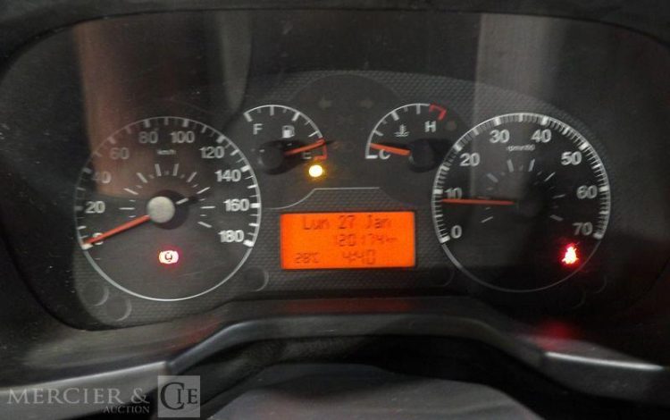 PEUGEOT BIPPER 1.4 HDI 70 PACK CD CLIM BLANC CX-267-JP