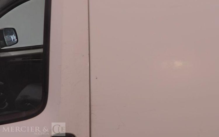 PEUGEOT BIPPER 1.4 HDI 70 PACK CD CLIM BLANC CX-267-JP