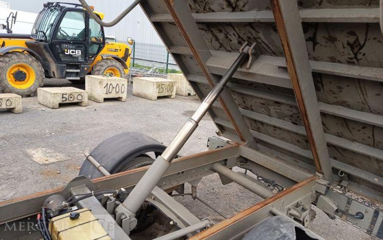 IVECO 35C13.6 BENNE SIMPLE CABINE COFFRE  CX-927-JX