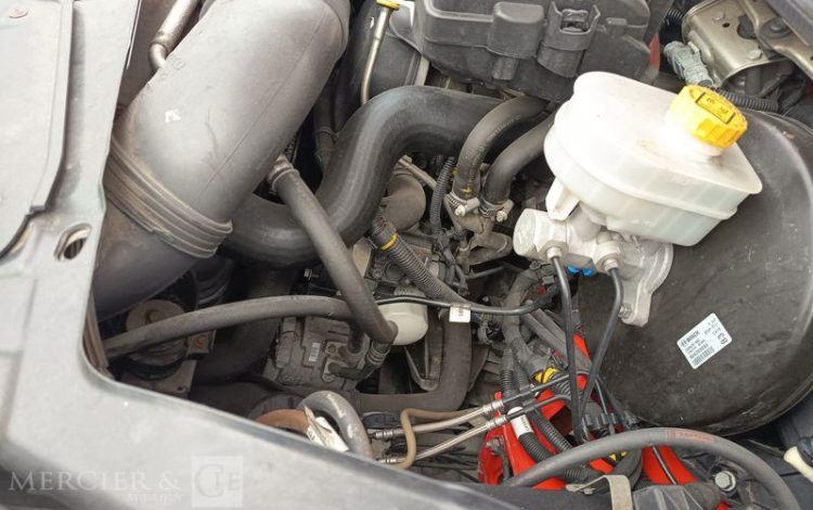 IVECO 35C13.6 BENNE SIMPLE CABINE COFFRE  CX-927-JX