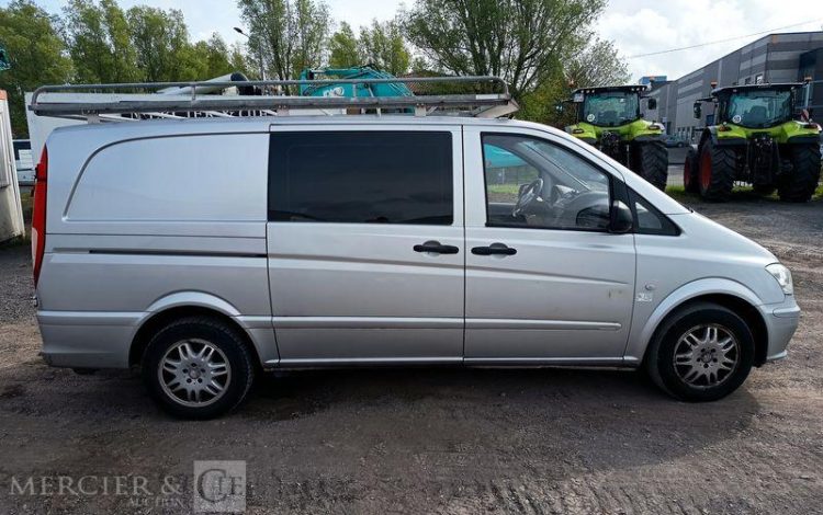 MERCEDES VITO GRIS DB-083-LJ