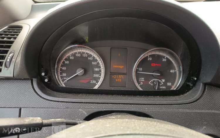 MERCEDES VITO GRIS DB-083-LJ