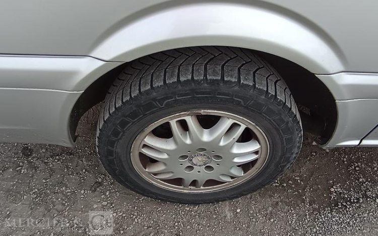 MERCEDES VITO GRIS DB-083-LJ