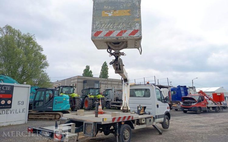 MULTITEL DAILY AVEC NACELLE MULTITEL 160ALU 16M  DB-618-YT