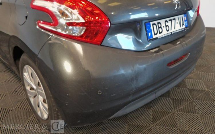 PEUGEOT 208 GENERATION-I 1.2 PURETECH 80H URBAN SOUL GRIS DB-677-VA
