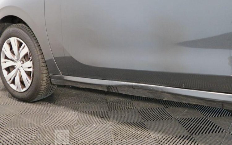 PEUGEOT 208 GENERATION-I 1.2 PURETECH 80H URBAN SOUL GRIS DB-677-VA