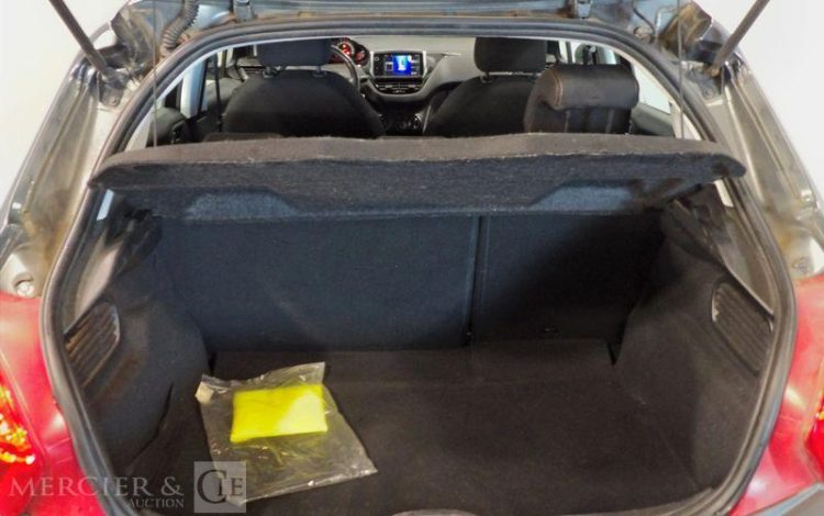 PEUGEOT 208 GENERATION-I 1.2 PURETECH 80H URBAN SOUL GRIS DB-677-VA