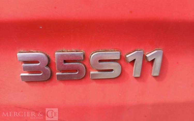 IVECO DAILY 35S11 AVEC NACELLE GSR 179T 18M – DIESEL – 2852 HEURES – ANNEE 2013 ROUGE DB-683-LQ