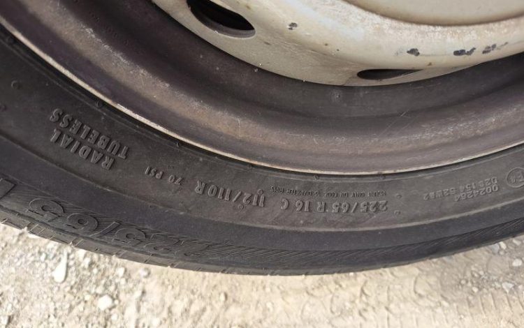 IVECO DAILY 35S11 AVEC NACELLE GSR 179T 18M – DIESEL – 2852 HEURES – ANNEE 2013 ROUGE DB-683-LQ