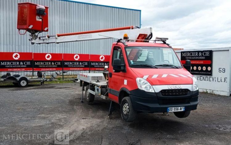 IVECO IS35 AVEC NACELLE  MULTITEL MT202DS 16M  DD-556-AF