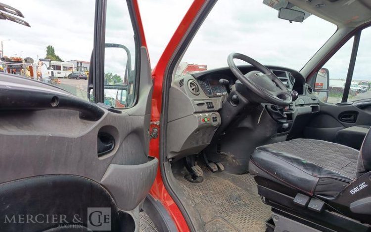 IVECO IS35 AVEC NACELLE  MULTITEL MT202DS 16M  DD-556-AF