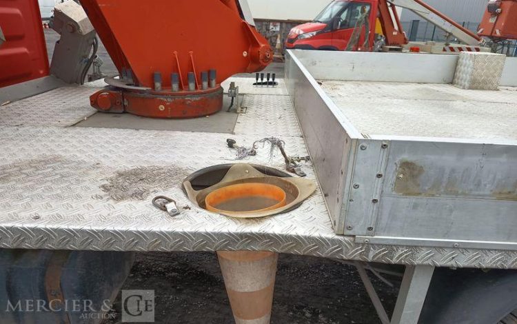 IVECO IS35 AVEC NACELLE  MULTITEL MT202DS 16M  DD-556-AF