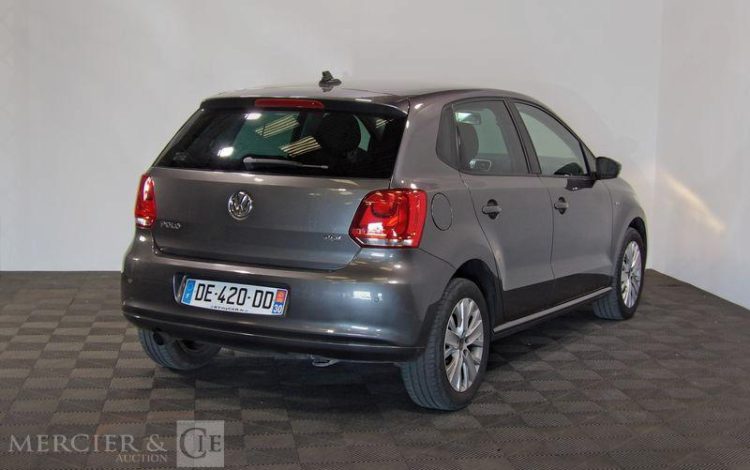 VOLKSWAGEN POLO 1.6 TDI 90 BLUEMOTION LIFE GRIS DE-420-DD