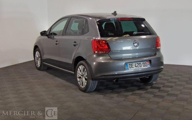 VOLKSWAGEN POLO 1.6 TDI 90 BLUEMOTION LIFE GRIS DE-420-DD