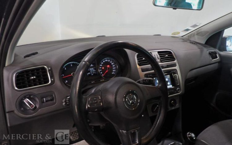 VOLKSWAGEN POLO 1.6 TDI 90 BLUEMOTION LIFE GRIS DE-420-DD