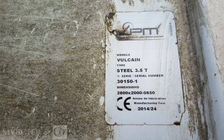 IVECO 35C15.6 BENNE SIMPLE CABINE COFFRE  DH-387-QF