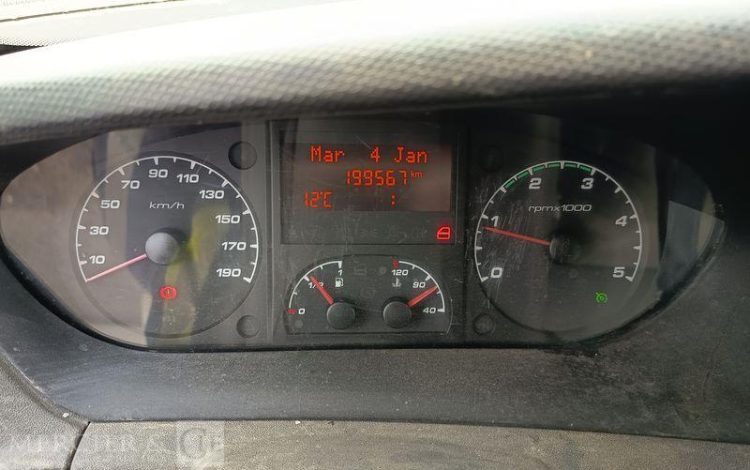 IVECO 35C15.6 BENNE SIMPLE CABINE COFFRE  DH-387-QF