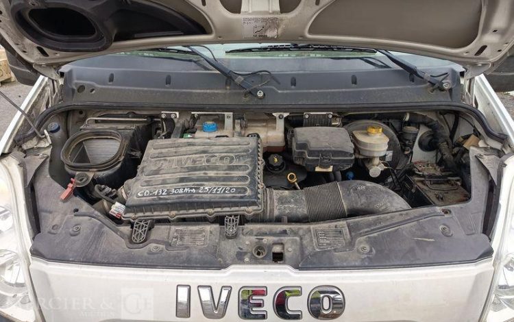 IVECO 35C15.6 BENNE SIMPLE CABINE COFFRE  DH-387-QF