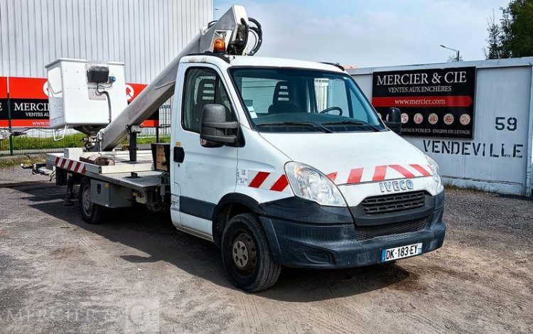 MULTITEL DAILY AVEC NACELLE MULTITEL 160ALU 16M  DK-183-EY