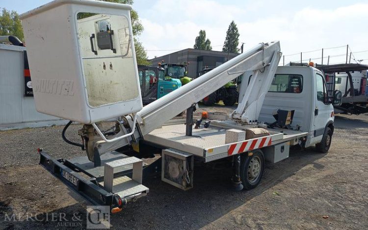 MULTITEL DAILY AVEC NACELLE MULTITEL 160ALU 16M  DK-183-EY