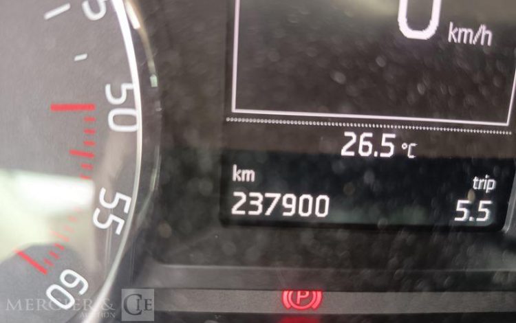 SKODA OCTAVIA COMBI  DK-482-QL