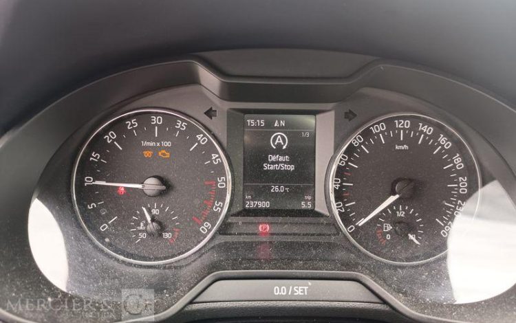 SKODA OCTAVIA COMBI  DK-482-QL