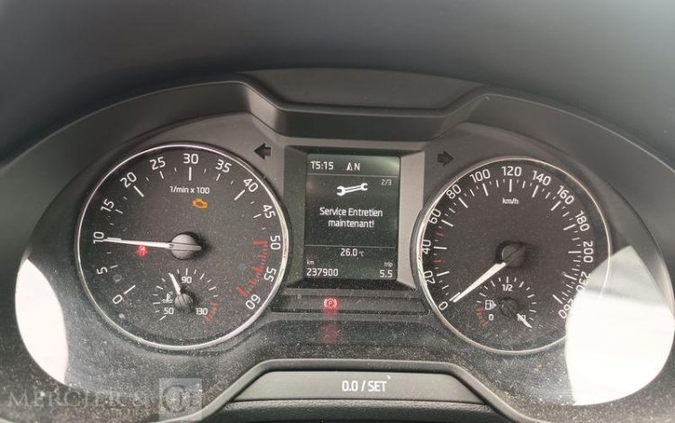 SKODA OCTAVIA COMBI  DK-482-QL